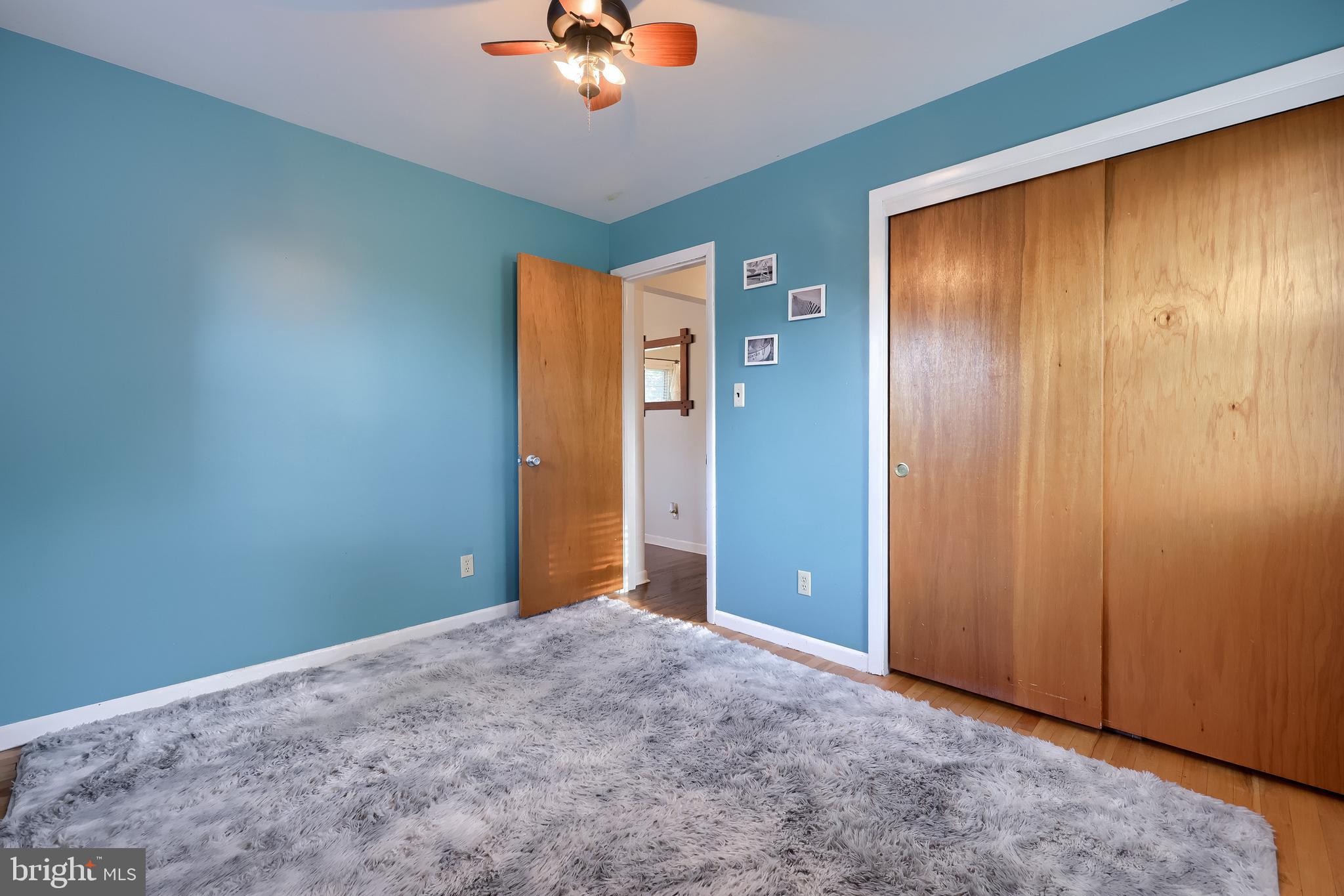 QUAKER HILLS - Residential