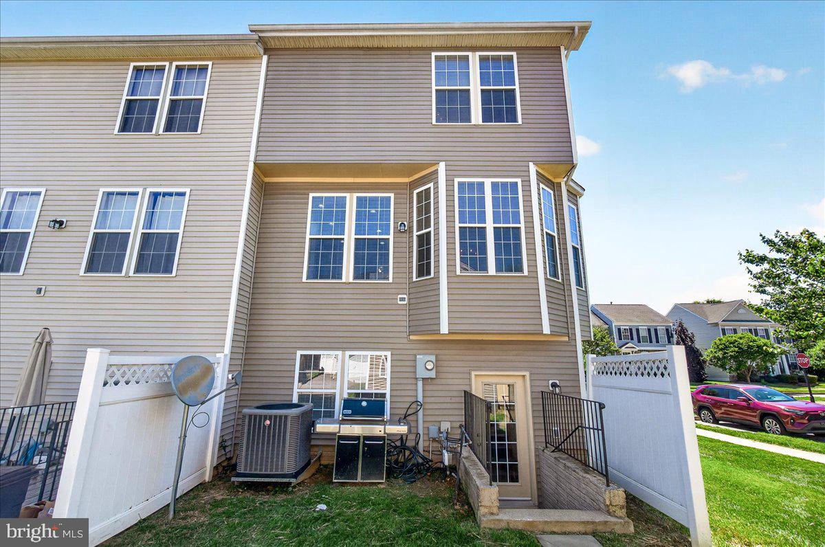 HUNTFIELD - Residential