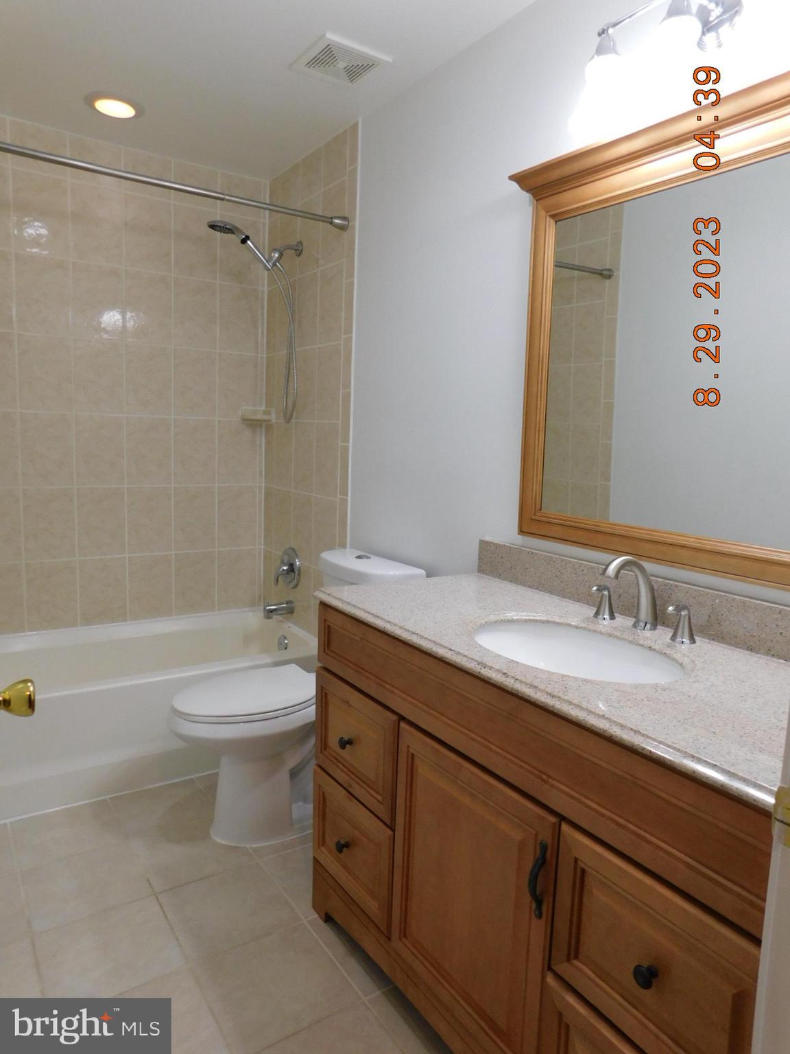 SOUTH WALES - Residential Lease