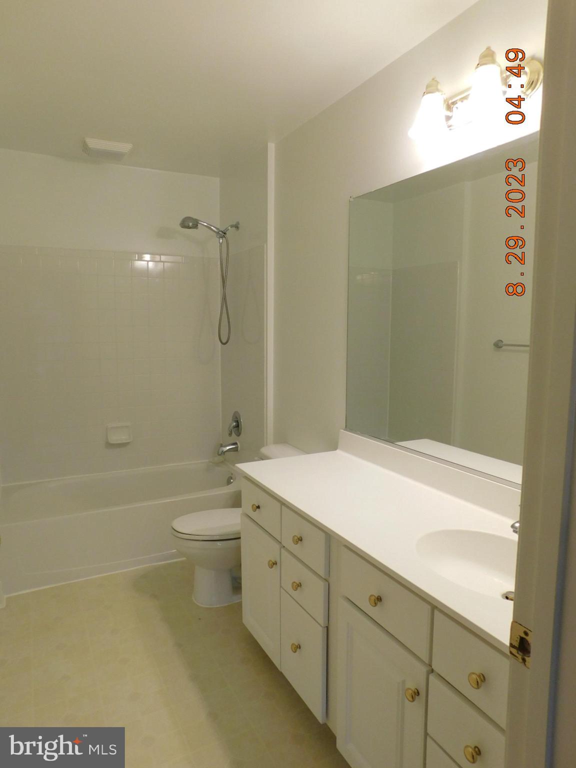 SOUTH WALES - Residential Lease