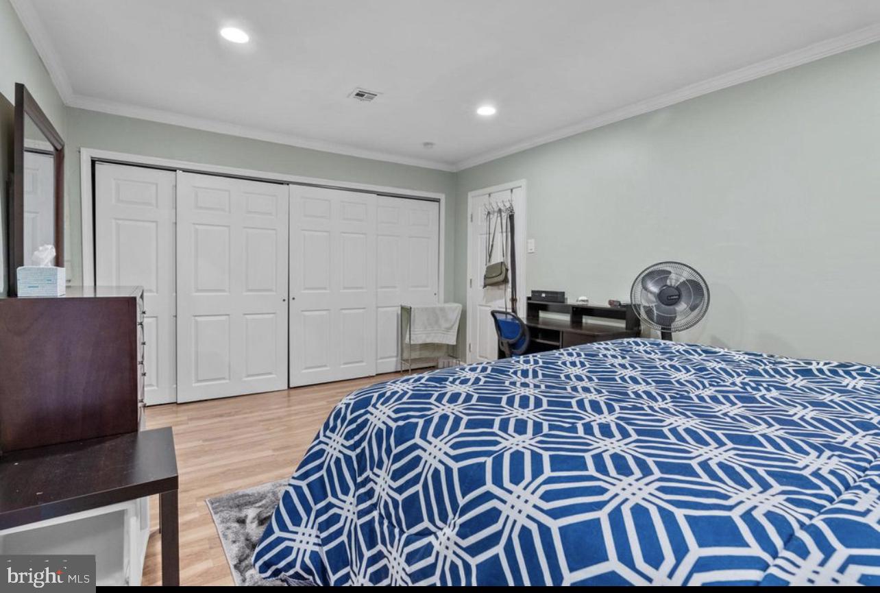 FAIRLESS HILLS - Residential Lease