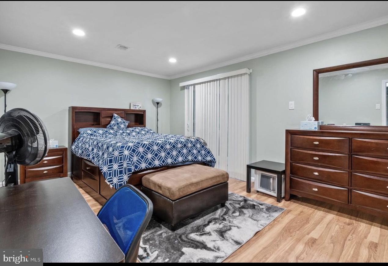 FAIRLESS HILLS - Residential Lease