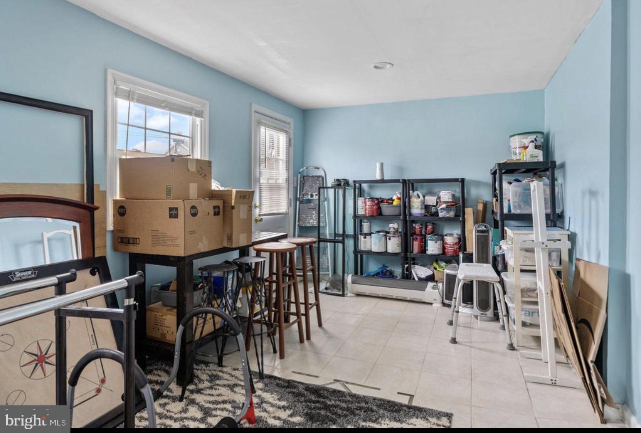 FAIRLESS HILLS - Residential Lease