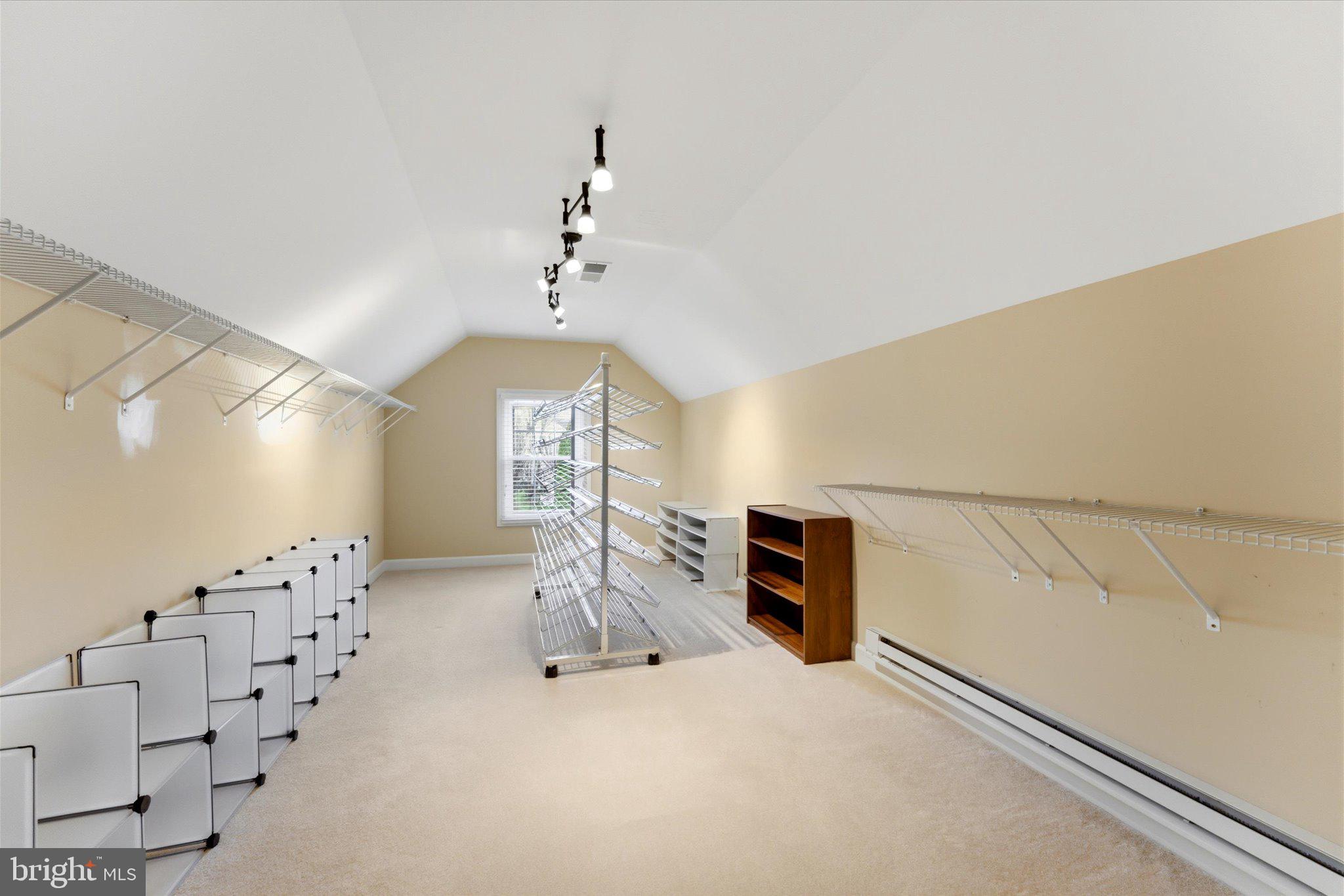 PIEDMONT - Residential