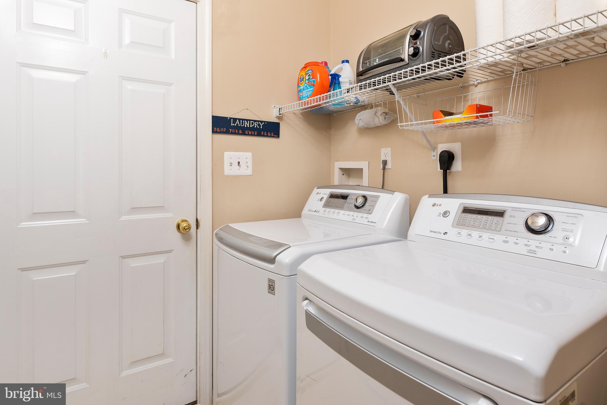 NORTH BROOK - Residential