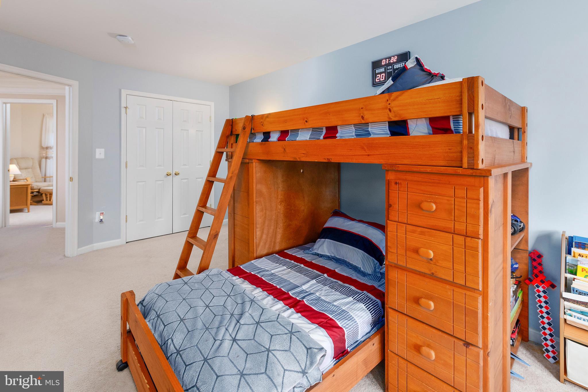 NORTH BROOK - Residential