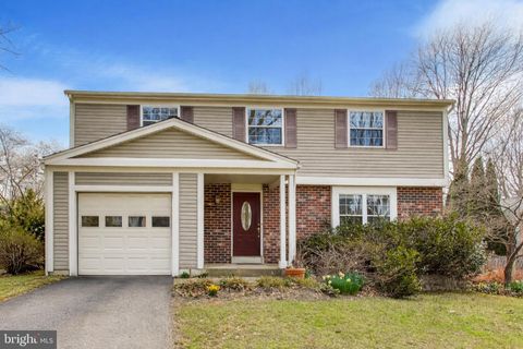 Photo of 4408 Morningwood Drive, OLNEY, MD 20832 (MLS # MDMC2224232)