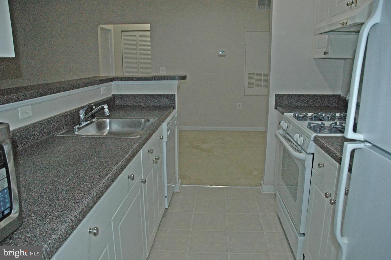 FAIR RIDGE - Residential Lease