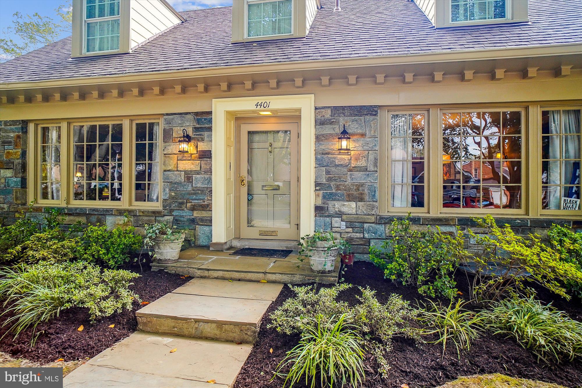 WESTMORELAND HILLS - Residential