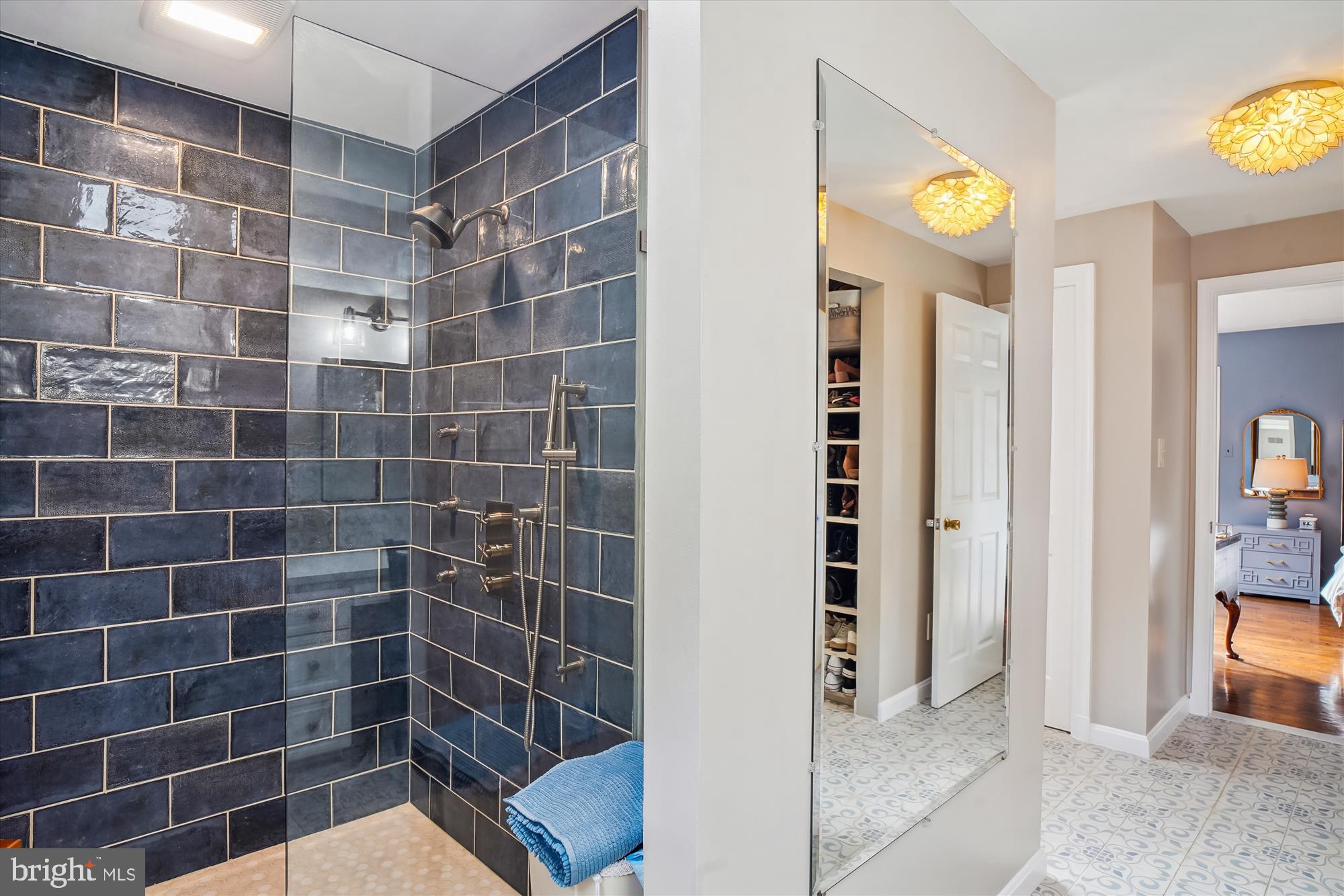 WESTMORELAND HILLS - Residential