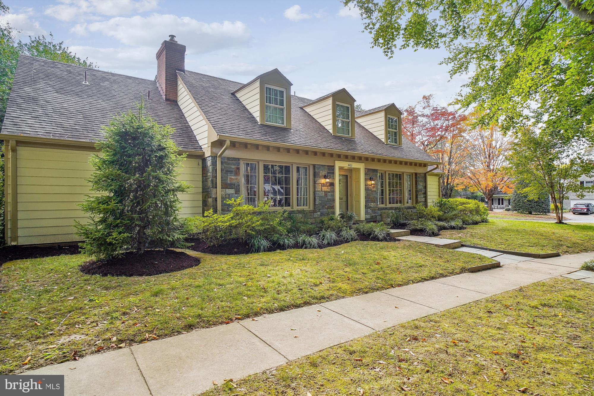 WESTMORELAND HILLS - Residential