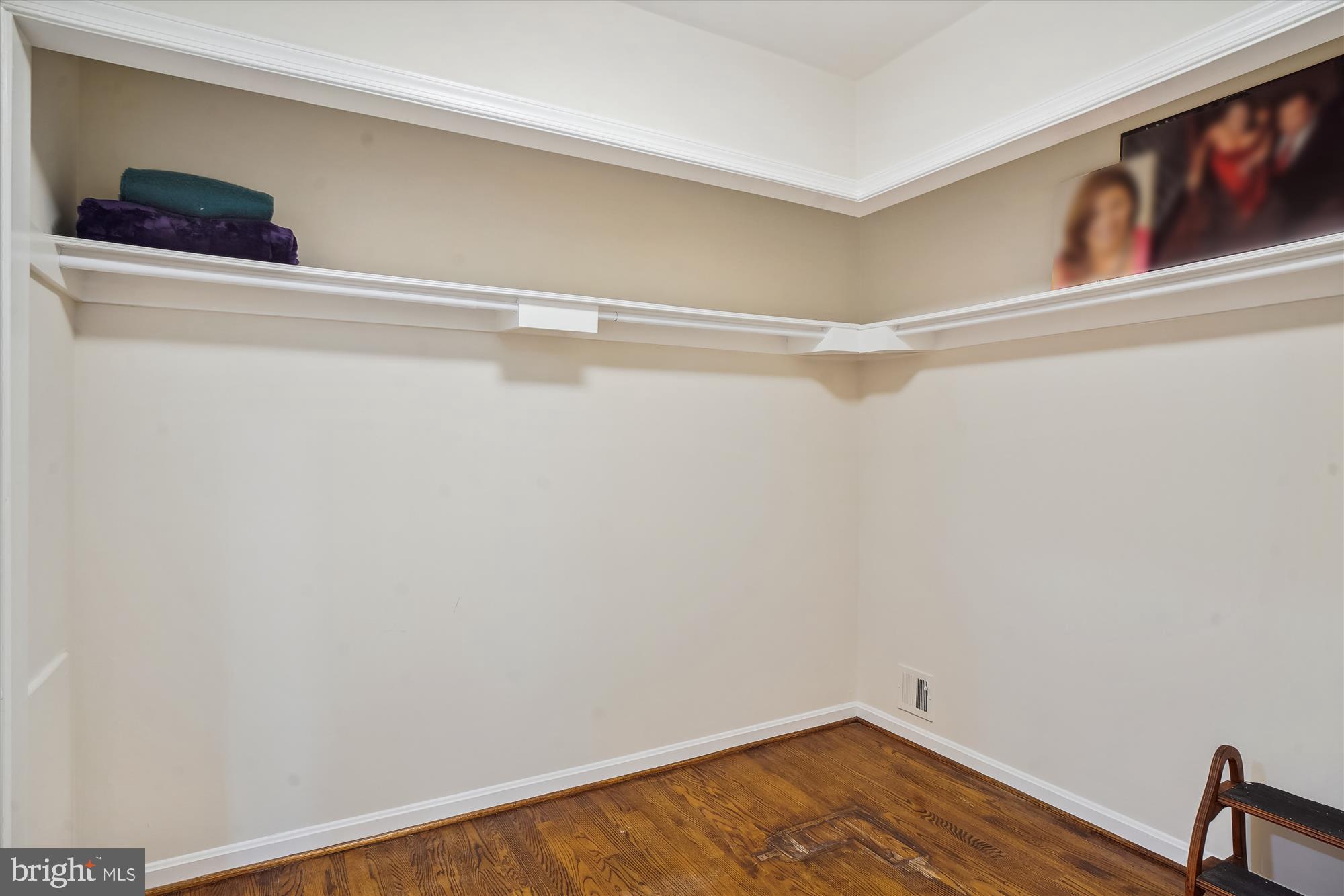 WESTMORELAND HILLS - Residential