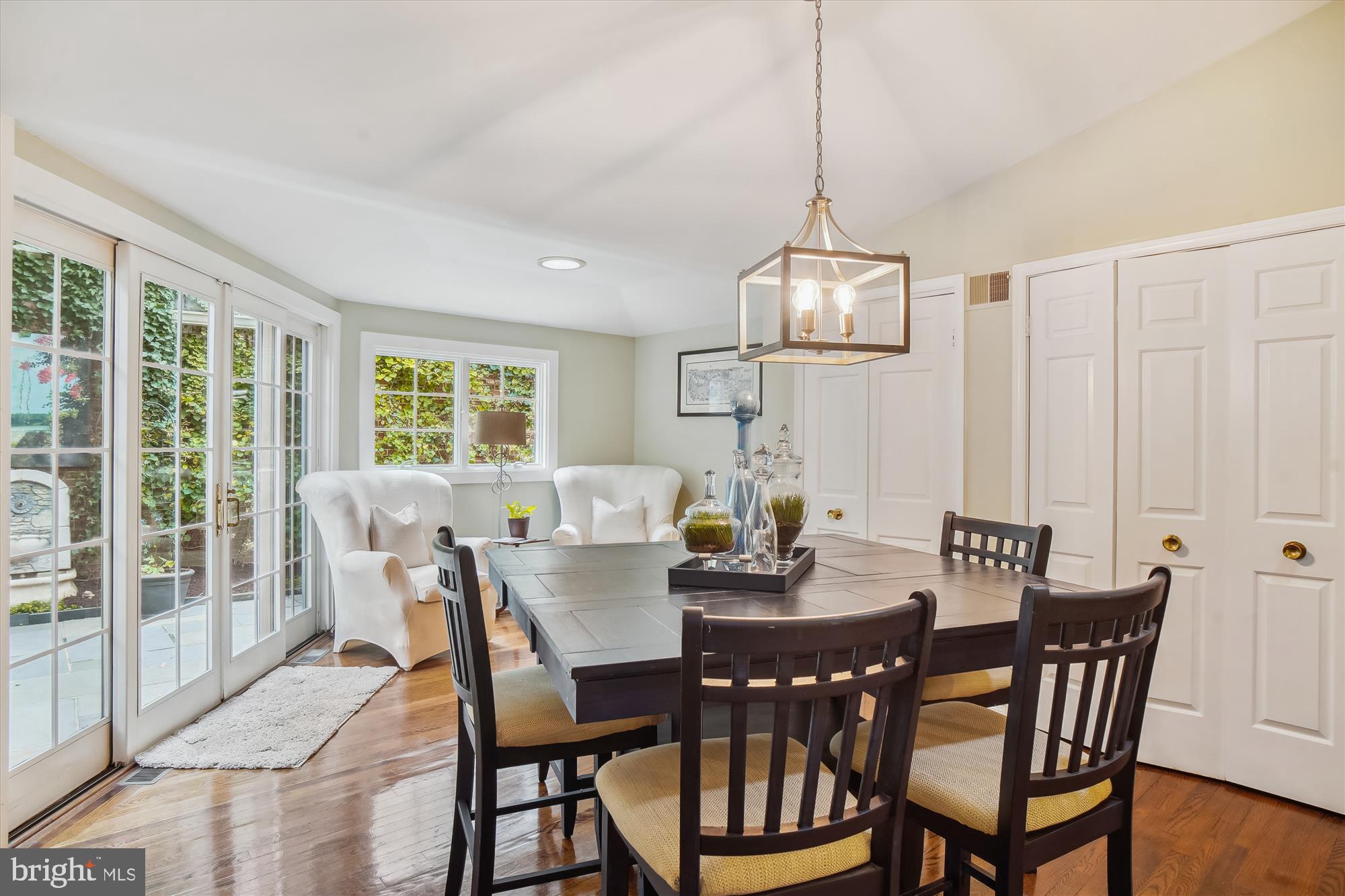 WESTMORELAND HILLS - Residential