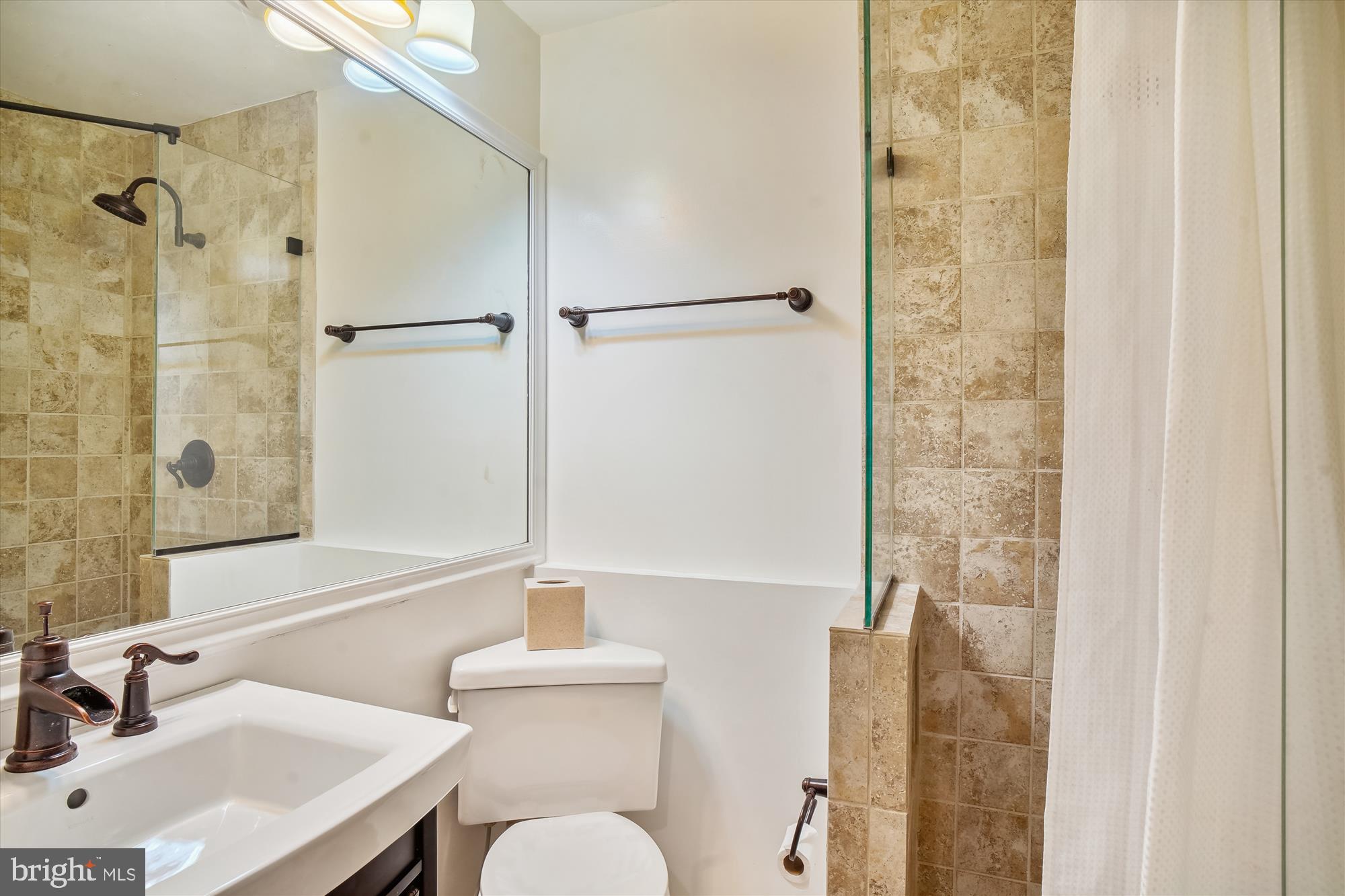 WESTMORELAND HILLS - Residential