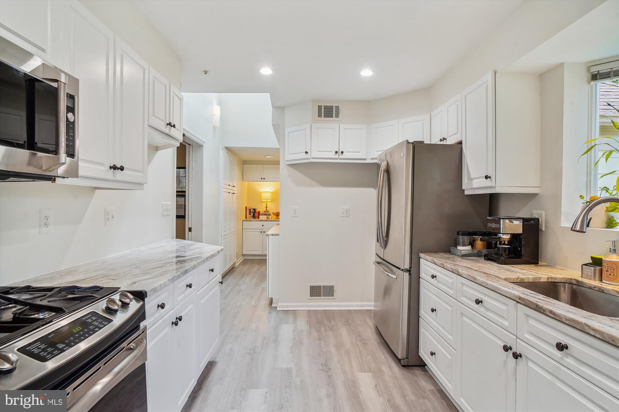 WESTMORELAND HILLS - Residential