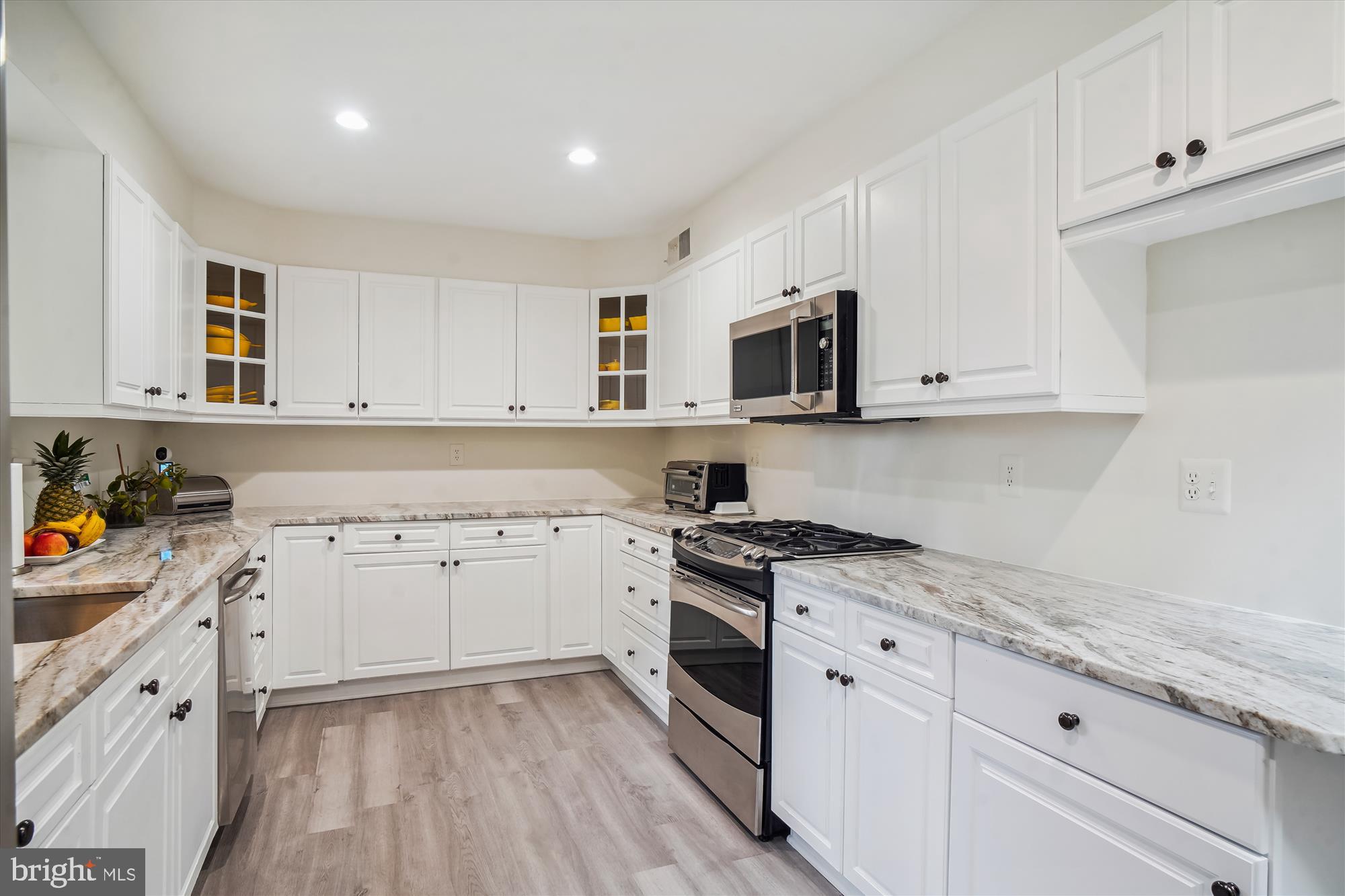 WESTMORELAND HILLS - Residential