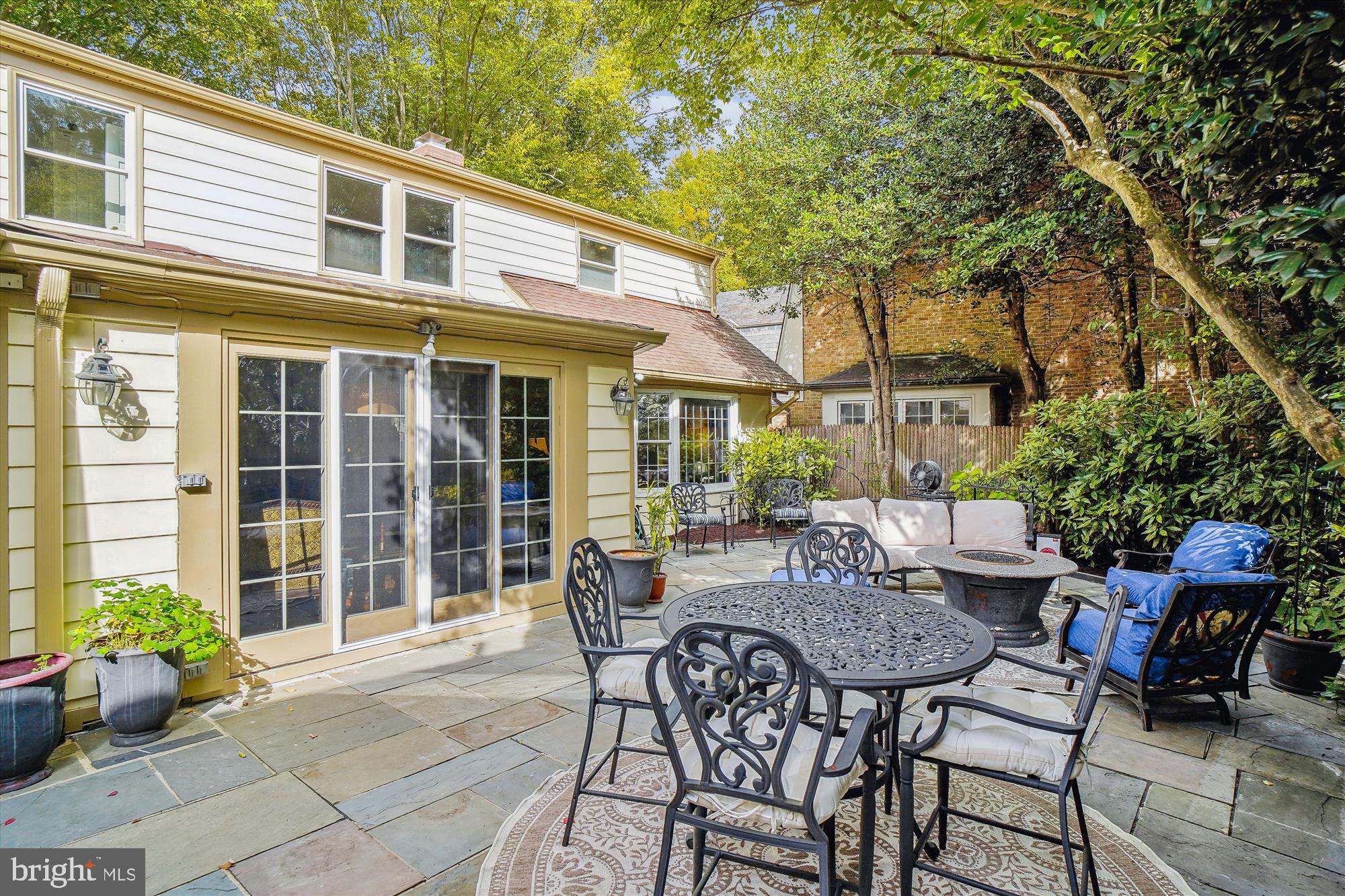 WESTMORELAND HILLS - Residential