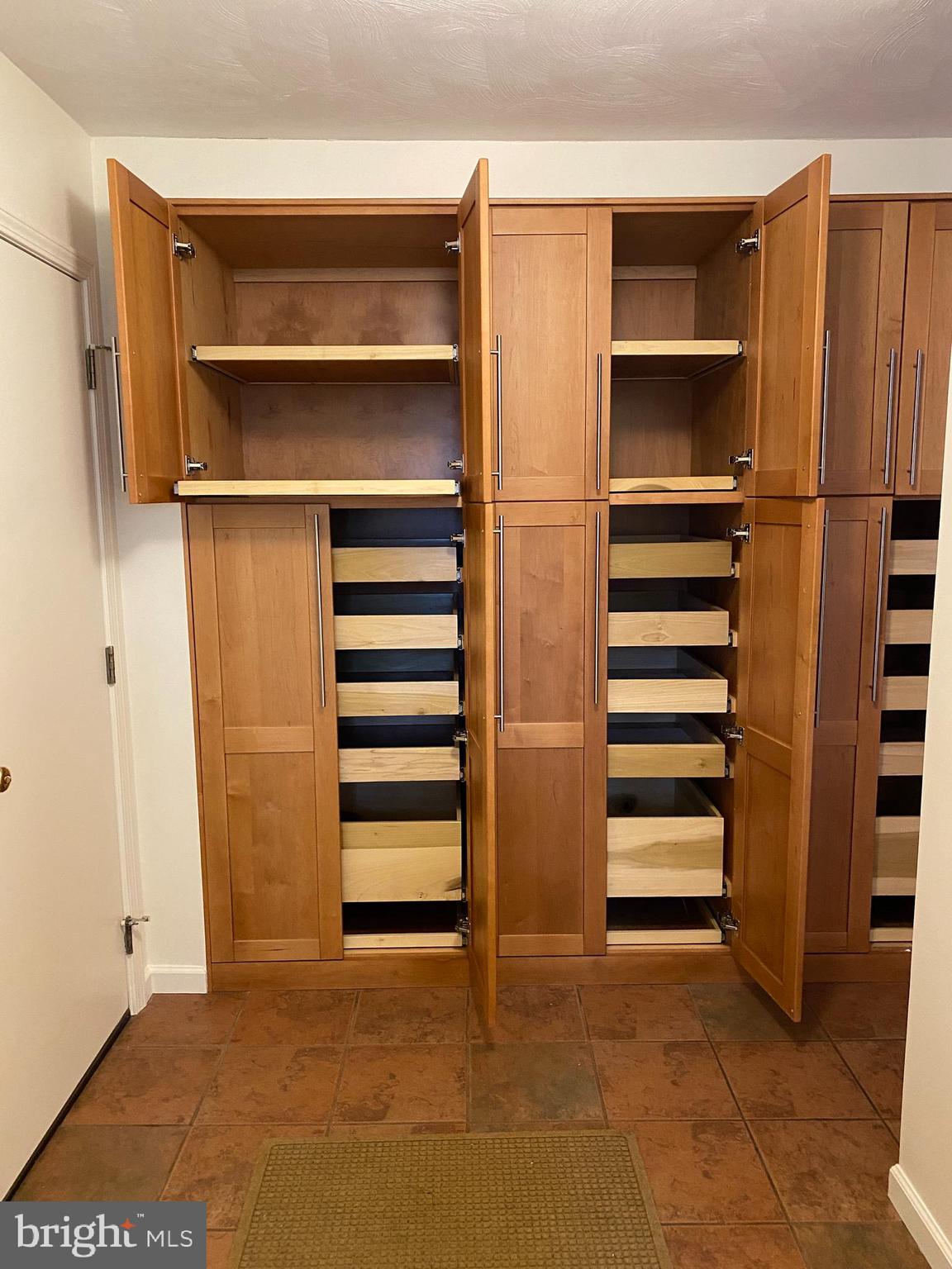 PARK FOREST VILLAGE - Residential