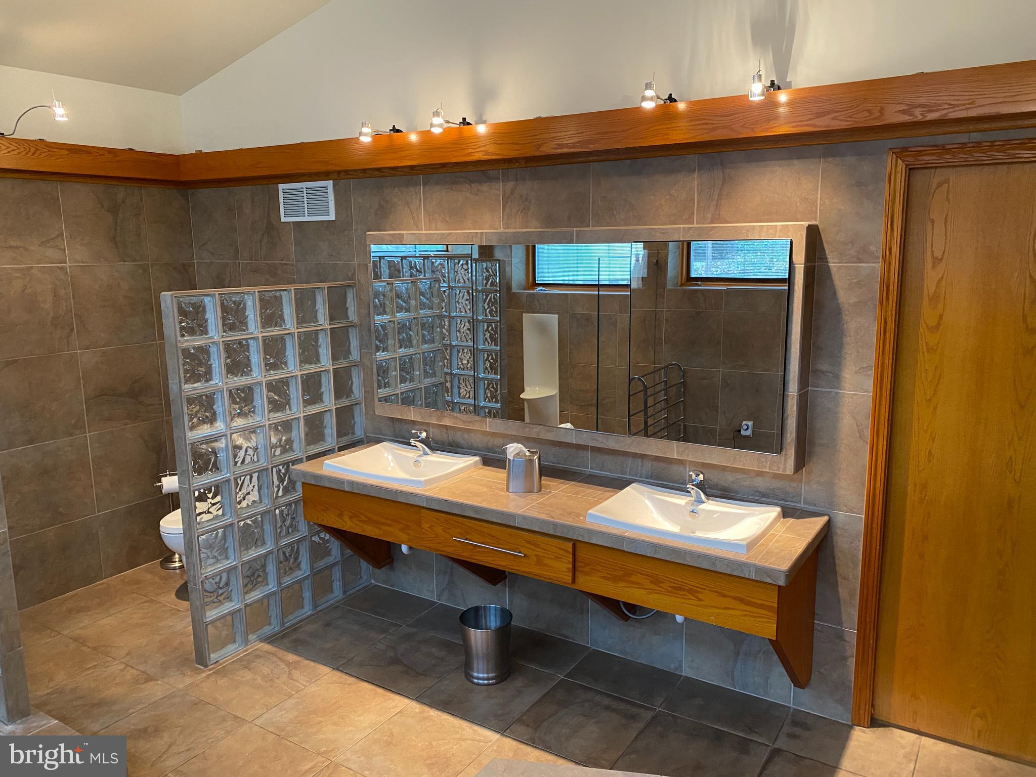 PARK FOREST VILLAGE - Residential