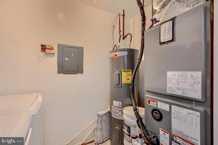 GREENFIELD COMMONS - Residential