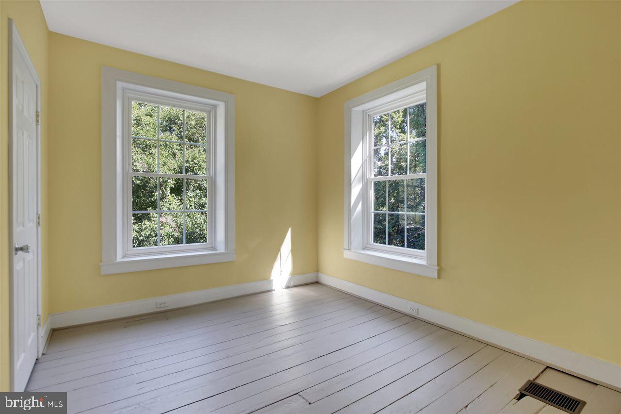 ACCOMAC SHORES - Residential