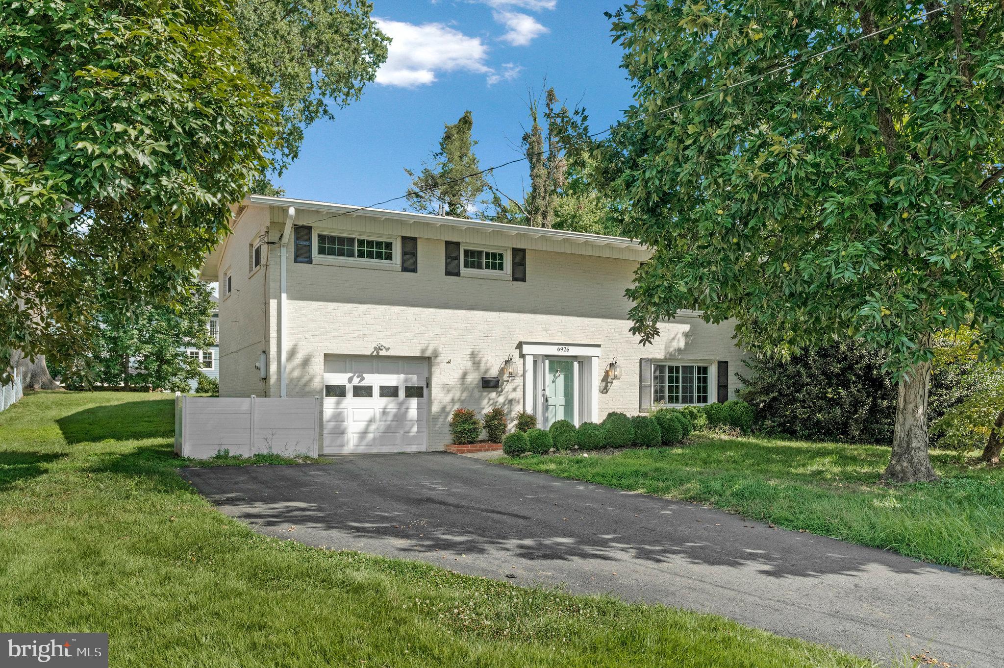 ROSEMONT - Residential