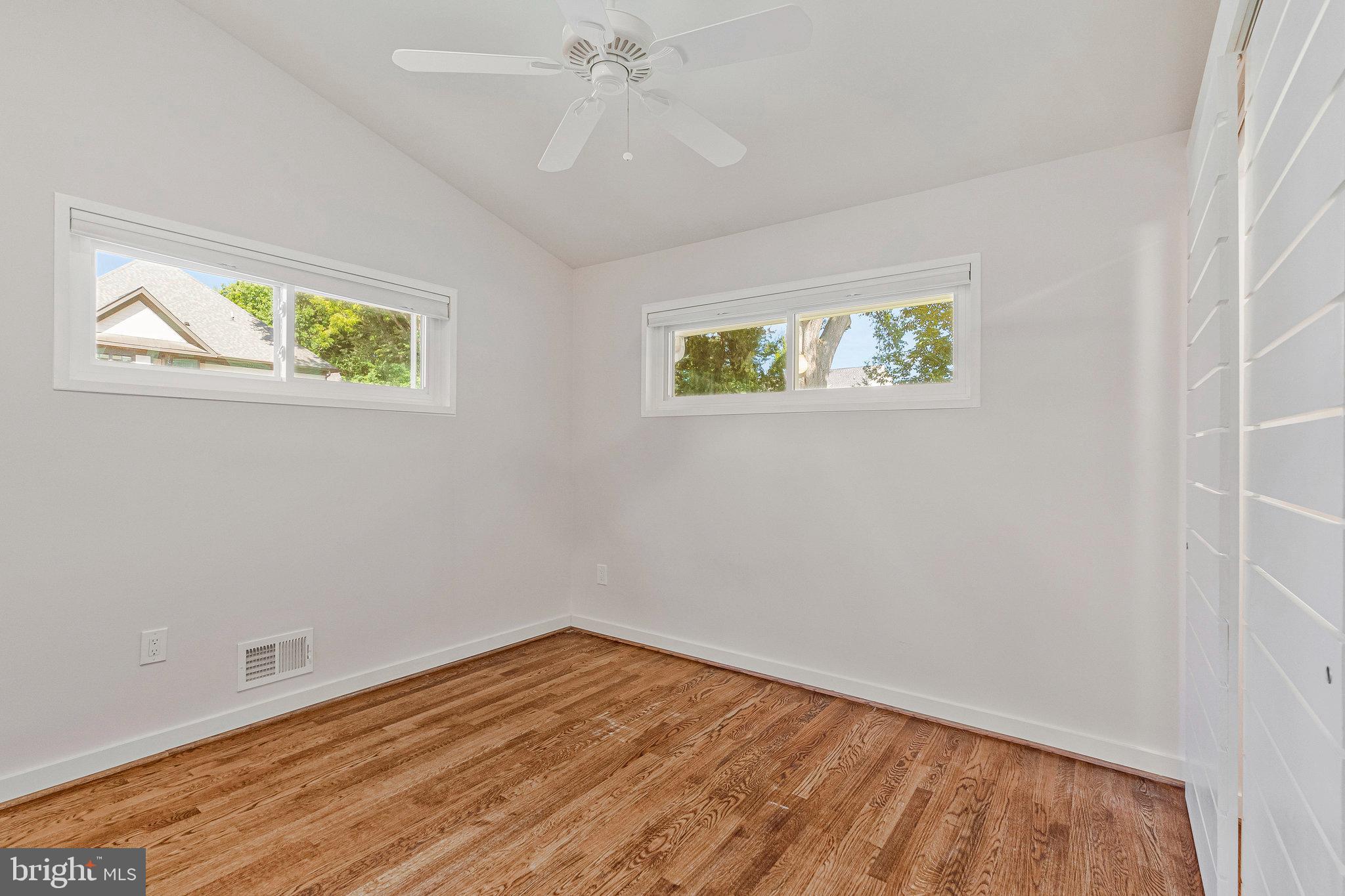 ROSEMONT - Residential