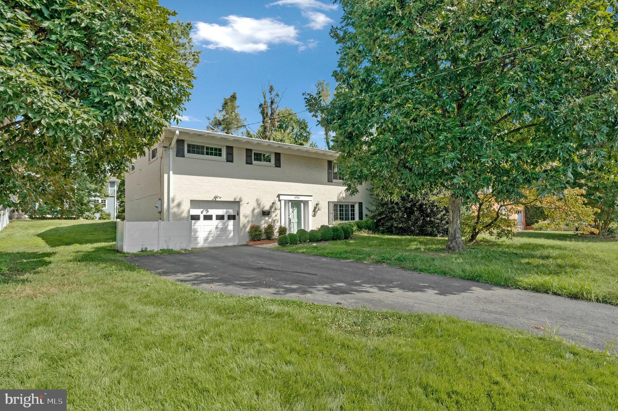 ROSEMONT - Residential