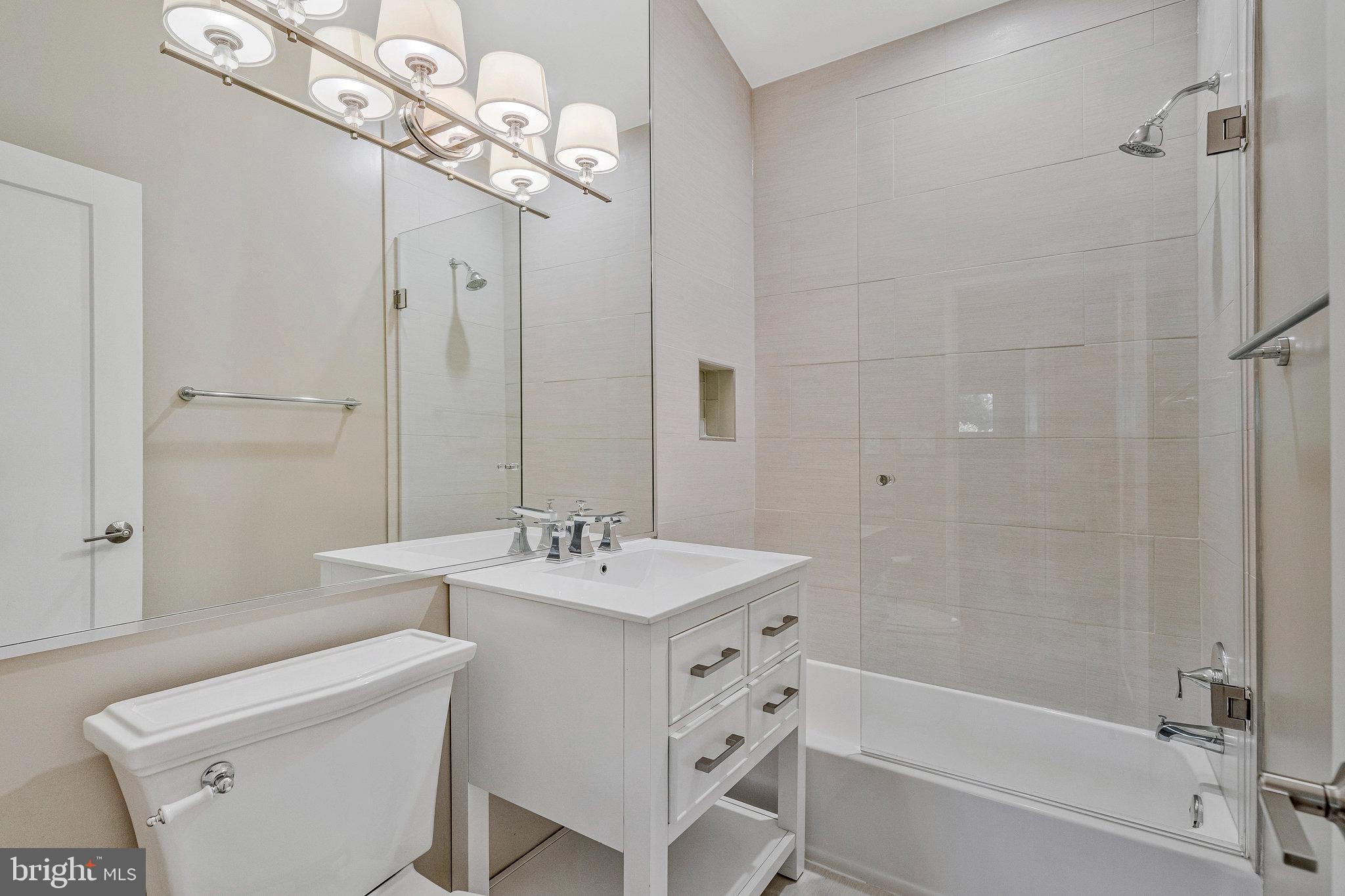 ROSEMONT - Residential