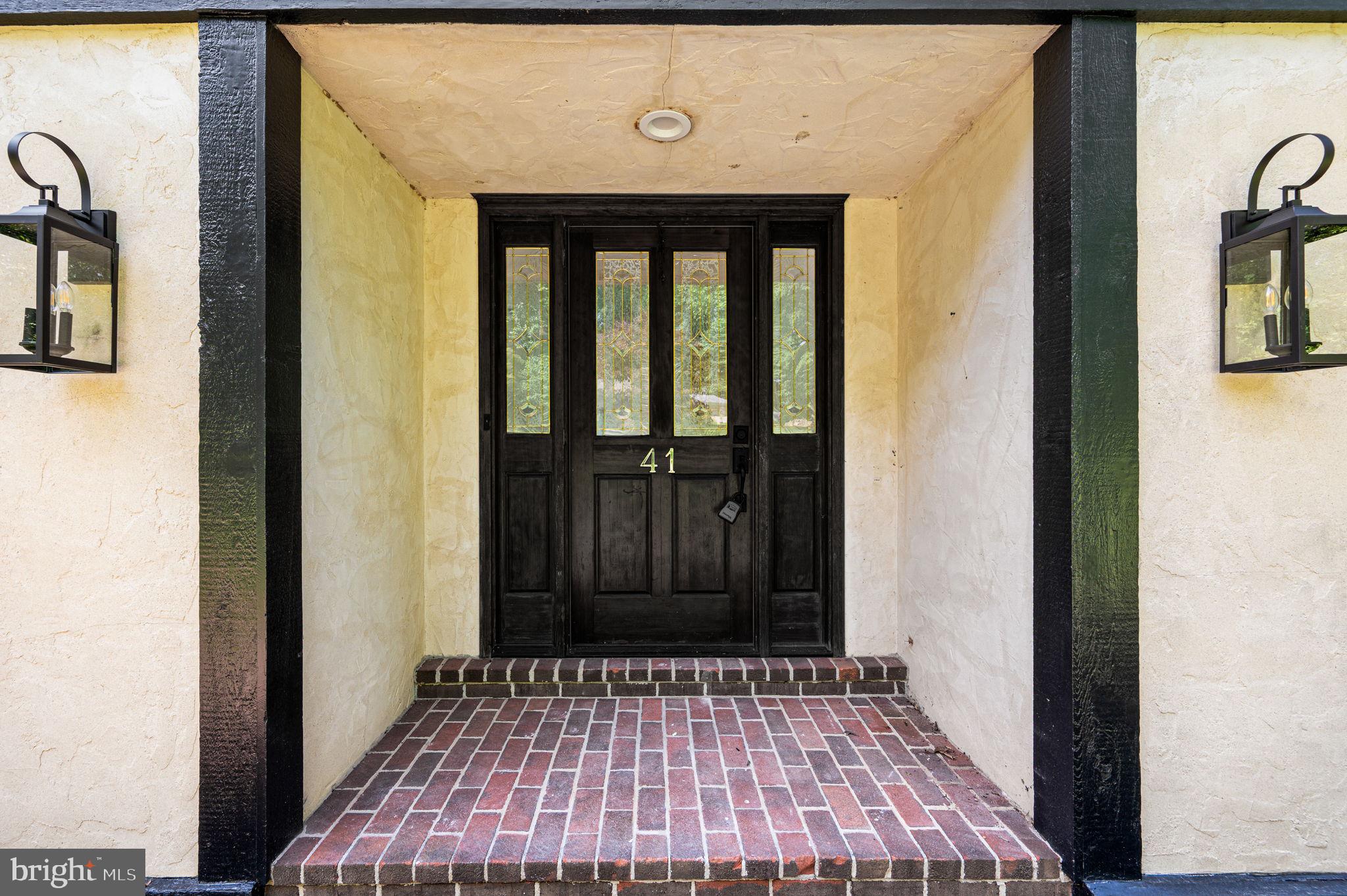 41 DEVON DRIVE