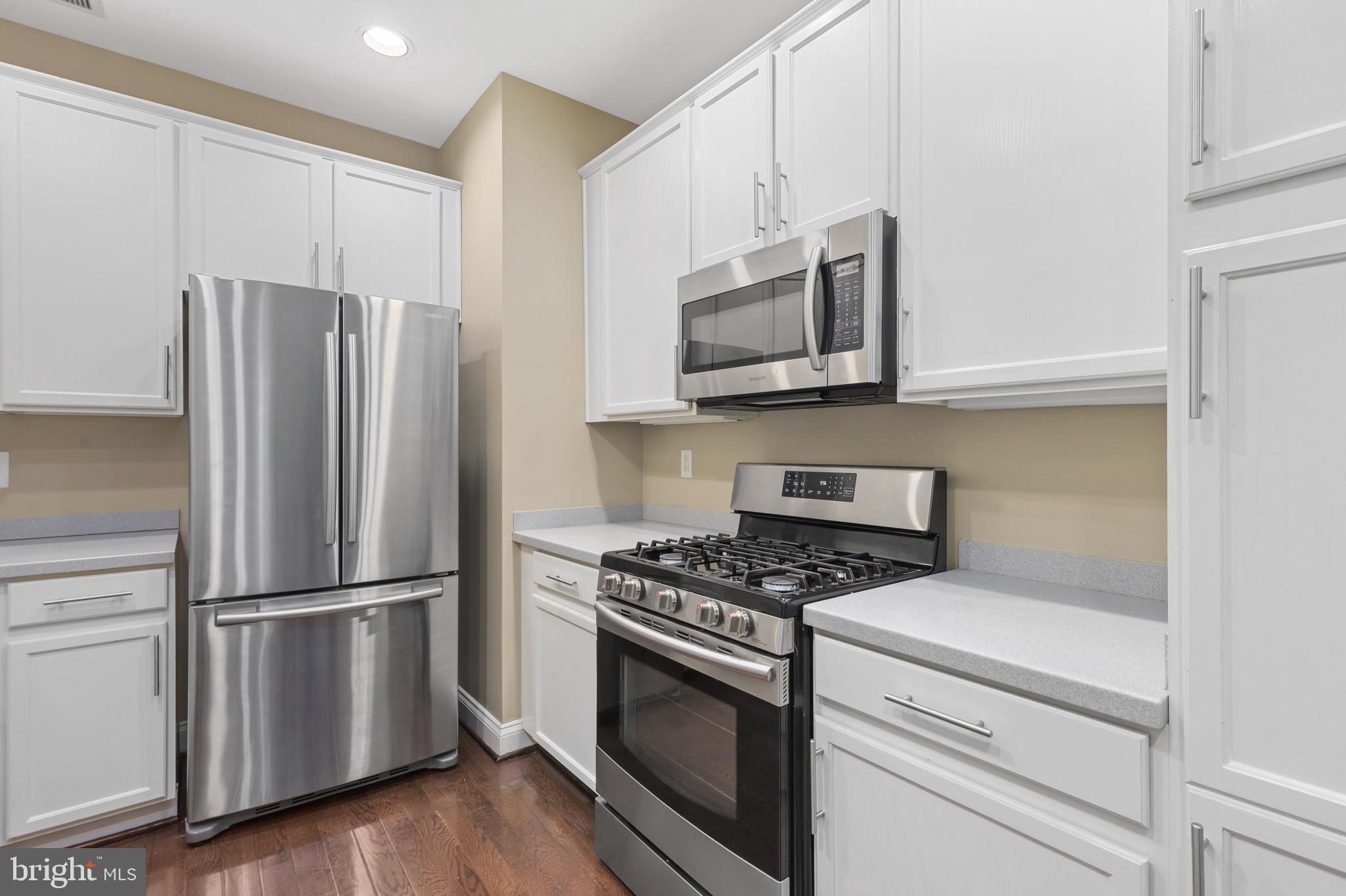 CAMERON STATION - Residential Lease