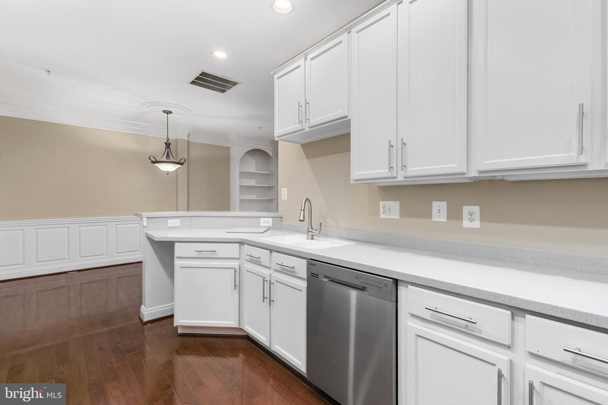 CAMERON STATION - Residential Lease