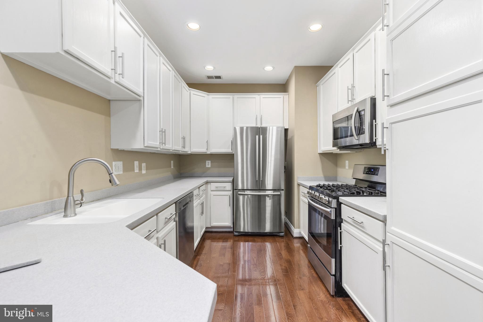 CAMERON STATION - Residential Lease