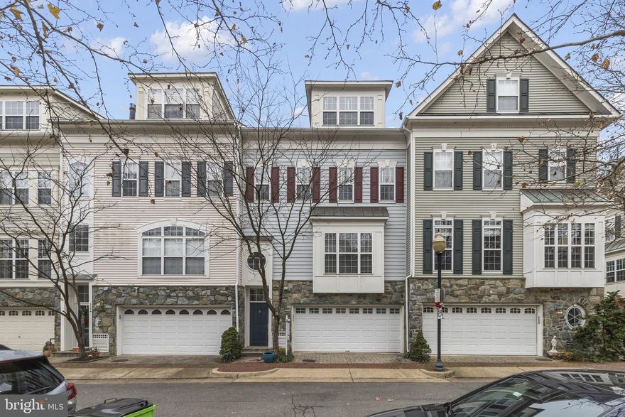 Rarely available Mt.Vernon model with unique third level floor plan that features second primary suite with large closet and full bath. Two car garage with tons of storage, main level with hardwoods, built in bookcases and gas fireplace. White kitchen with stainless steel appliances. The third level with two spacious bedrooms and two full baths and laundry room. Entire 4th floor is a primary bedroom with walk in closet and full bath. HVAC and Water Heater recently replaced.  Located on a quiet cul-de-sac  just minutes away from all Cameron Station community amenities. NO PETS!