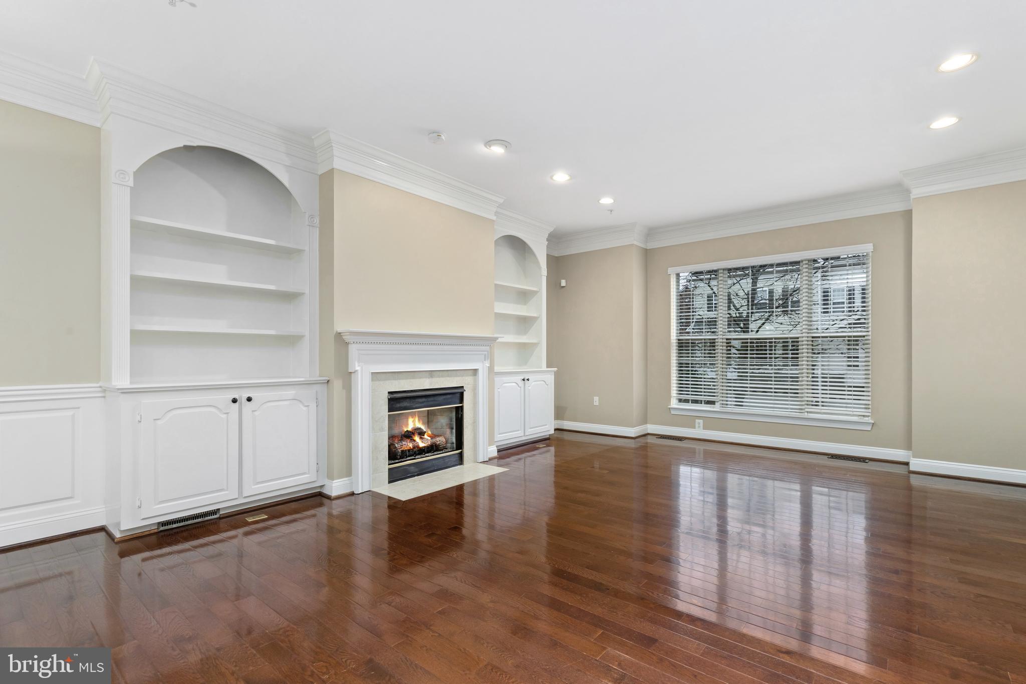 CAMERON STATION - Residential Lease