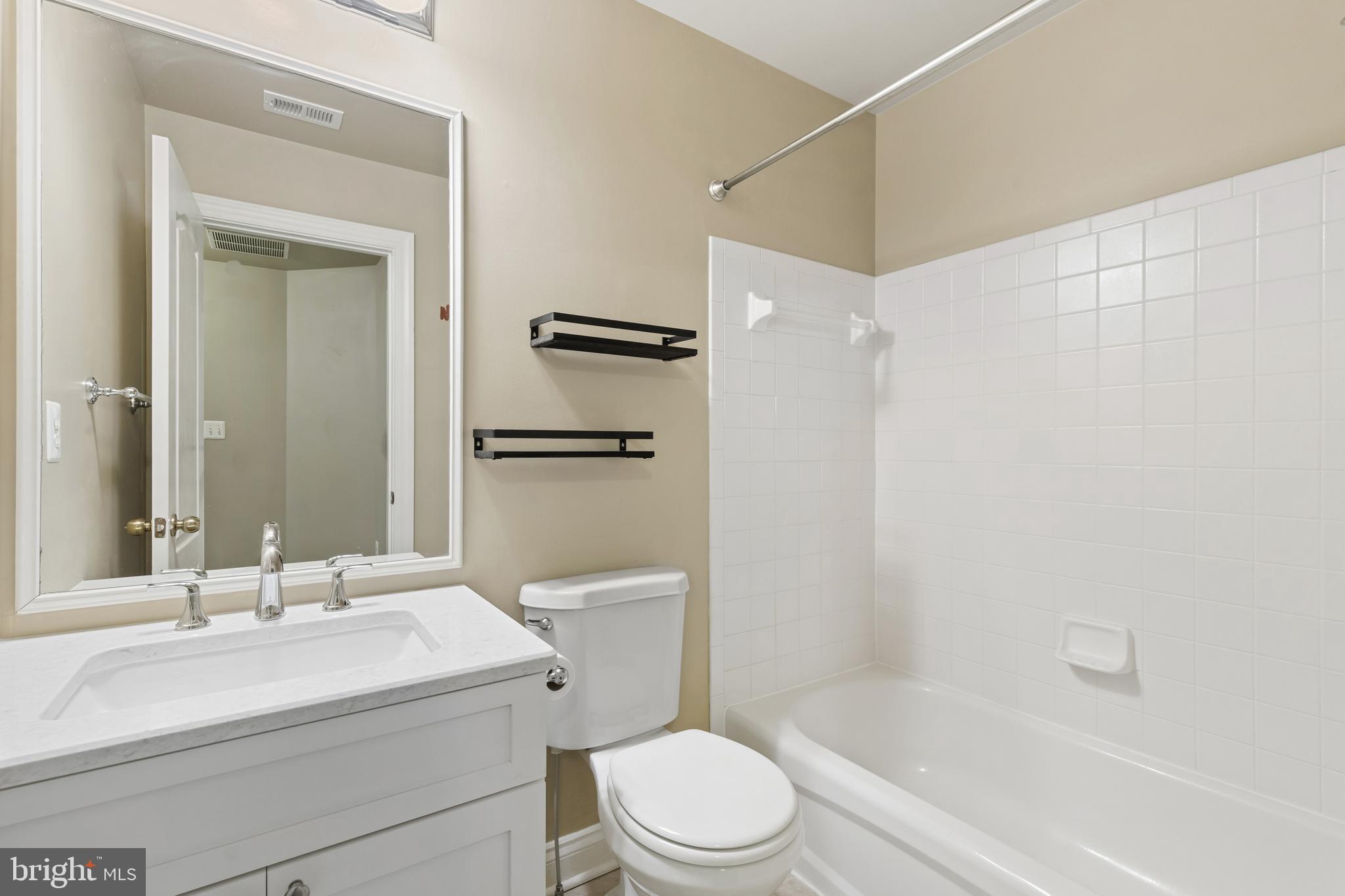 CAMERON STATION - Residential Lease