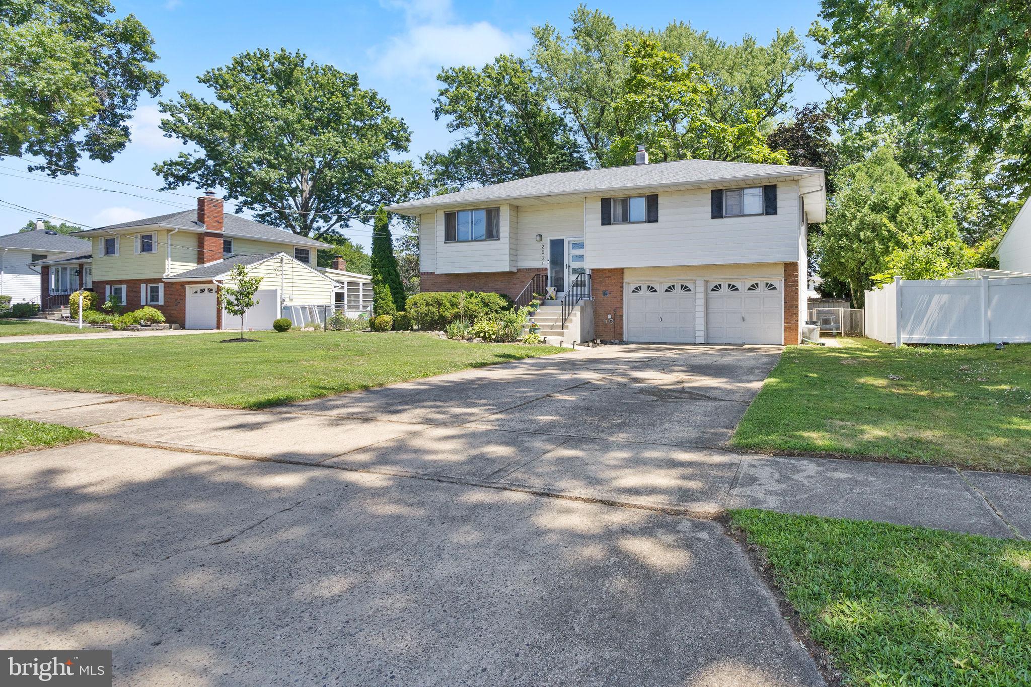 2025 WHATLEY ROAD