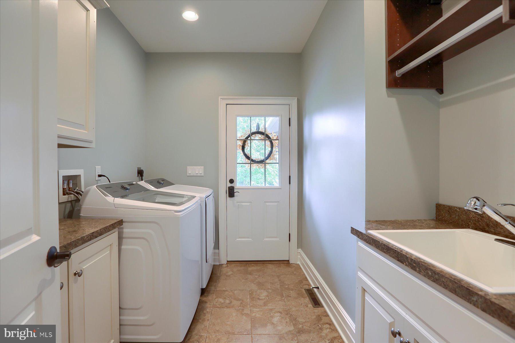 BRAEBURN ESTATES - Residential