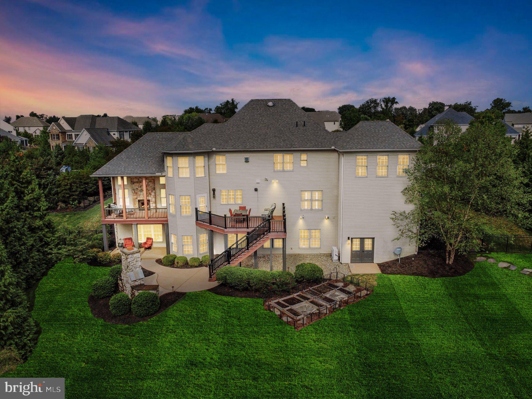 BRAEBURN ESTATES - Residential