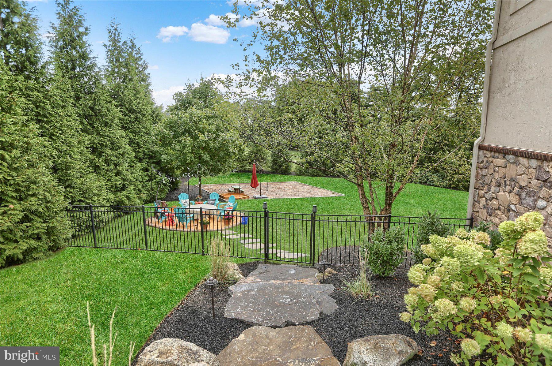 BRAEBURN ESTATES - Residential