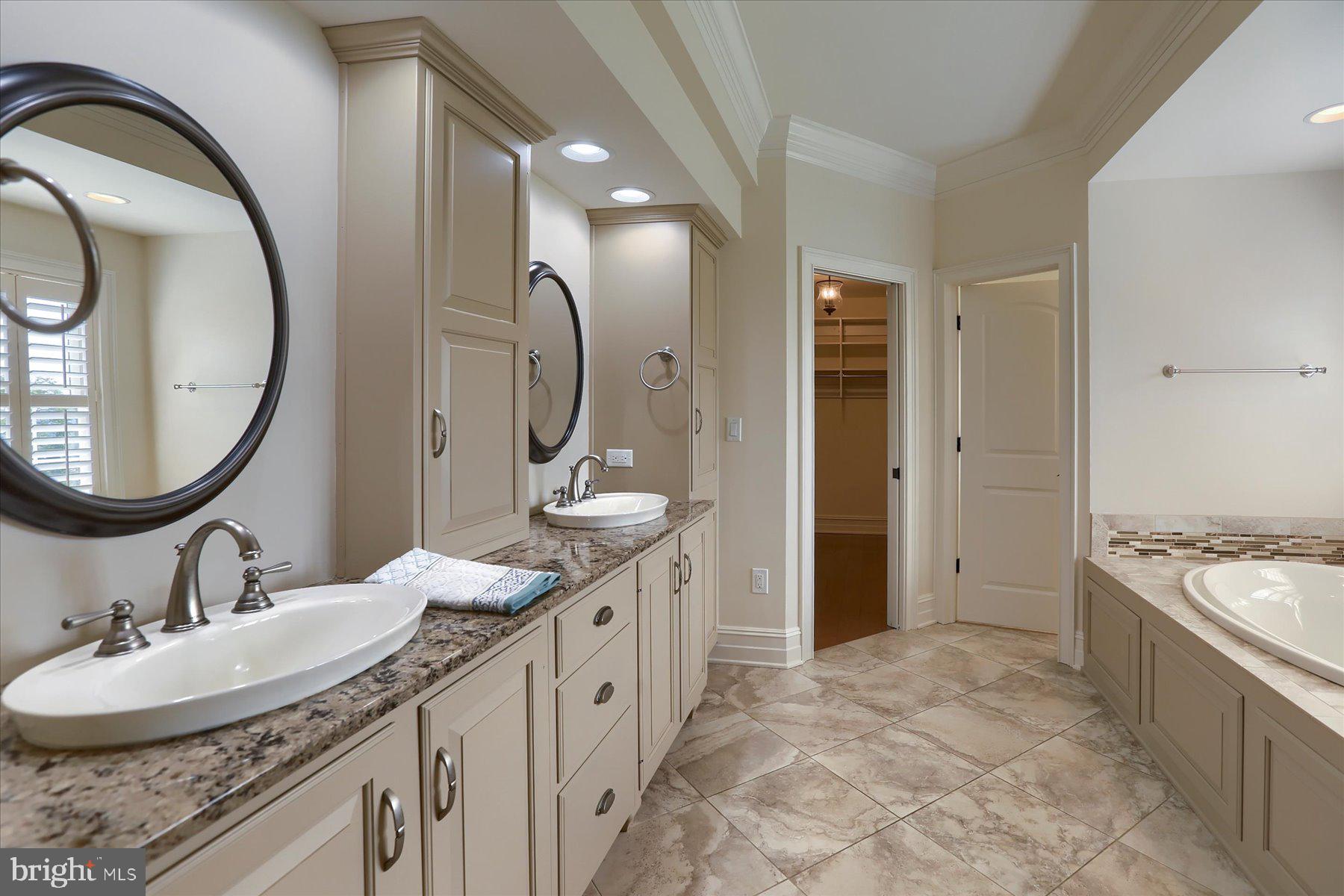 BRAEBURN ESTATES - Residential