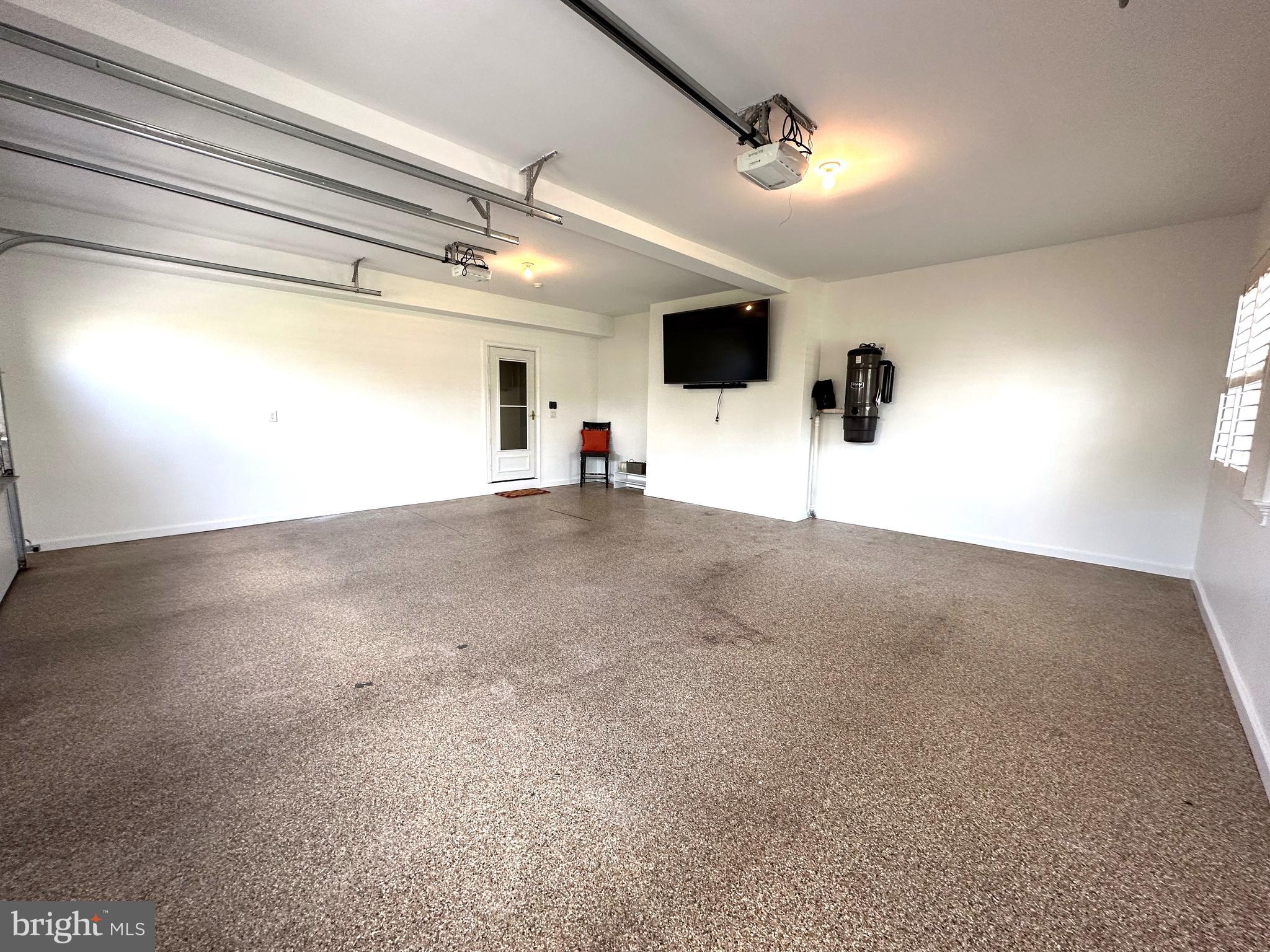 BRAEBURN ESTATES - Residential