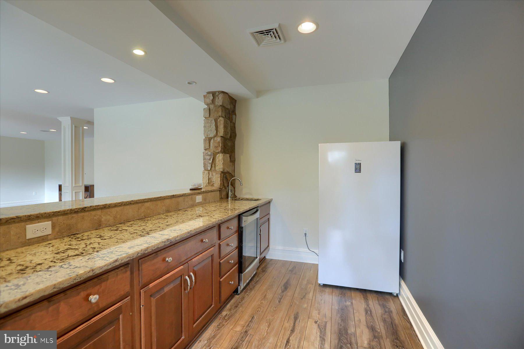 BRAEBURN ESTATES - Residential