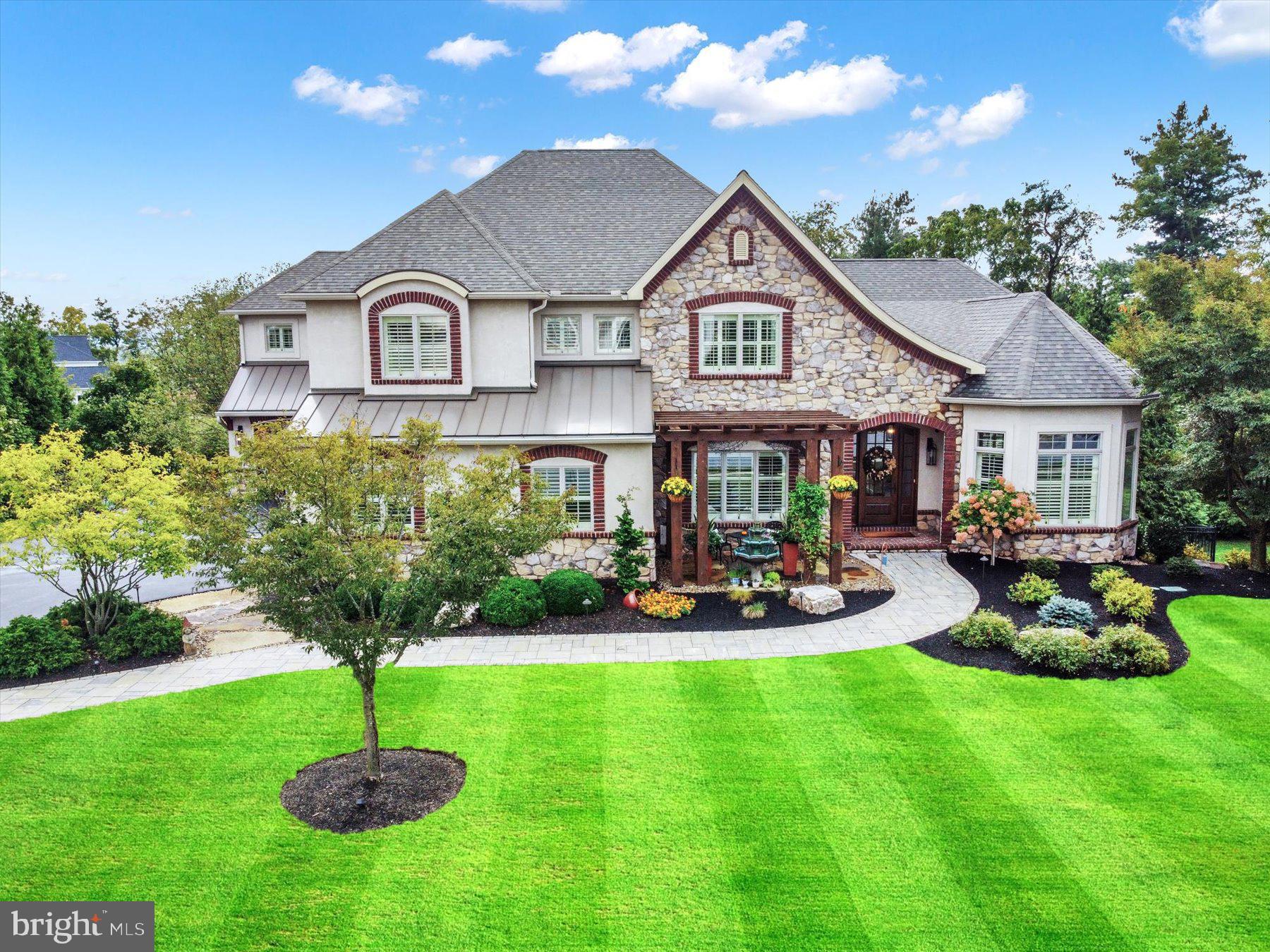 BRAEBURN ESTATES - Residential