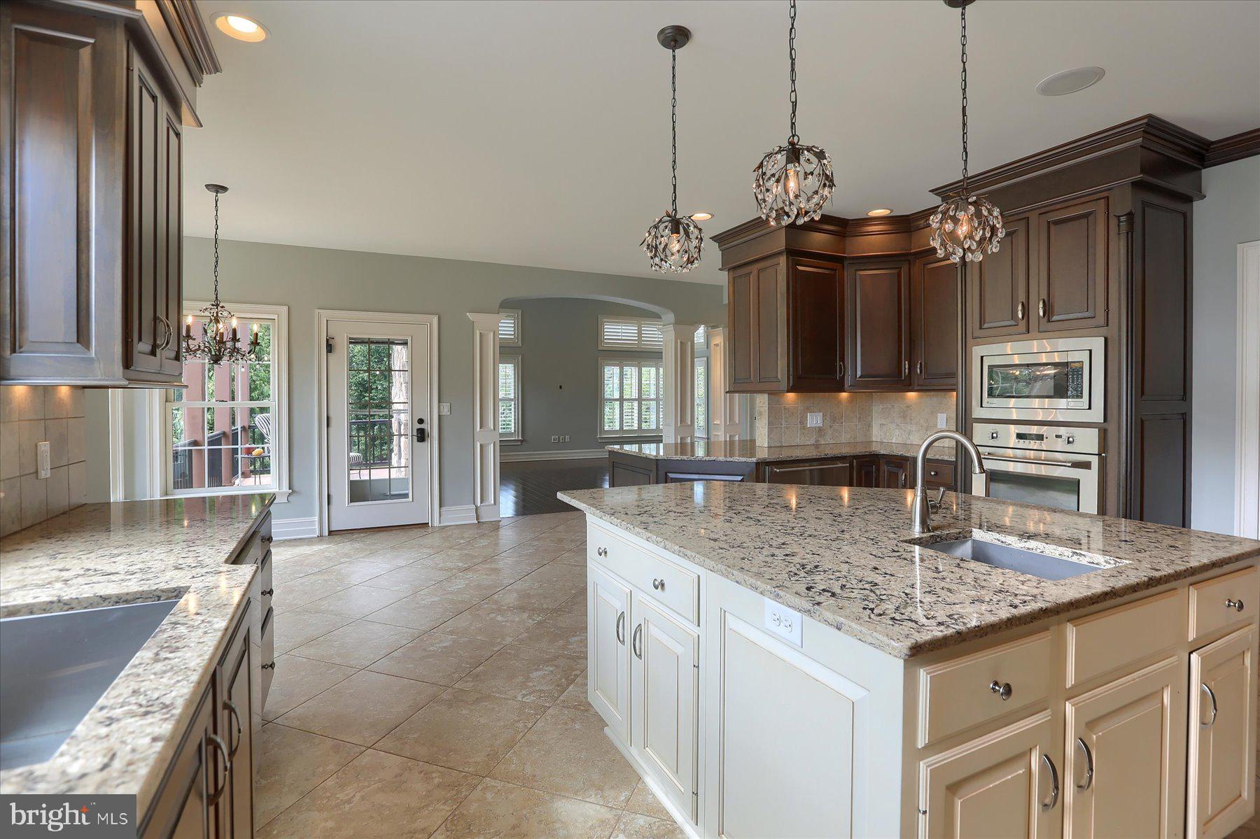 BRAEBURN ESTATES - Residential