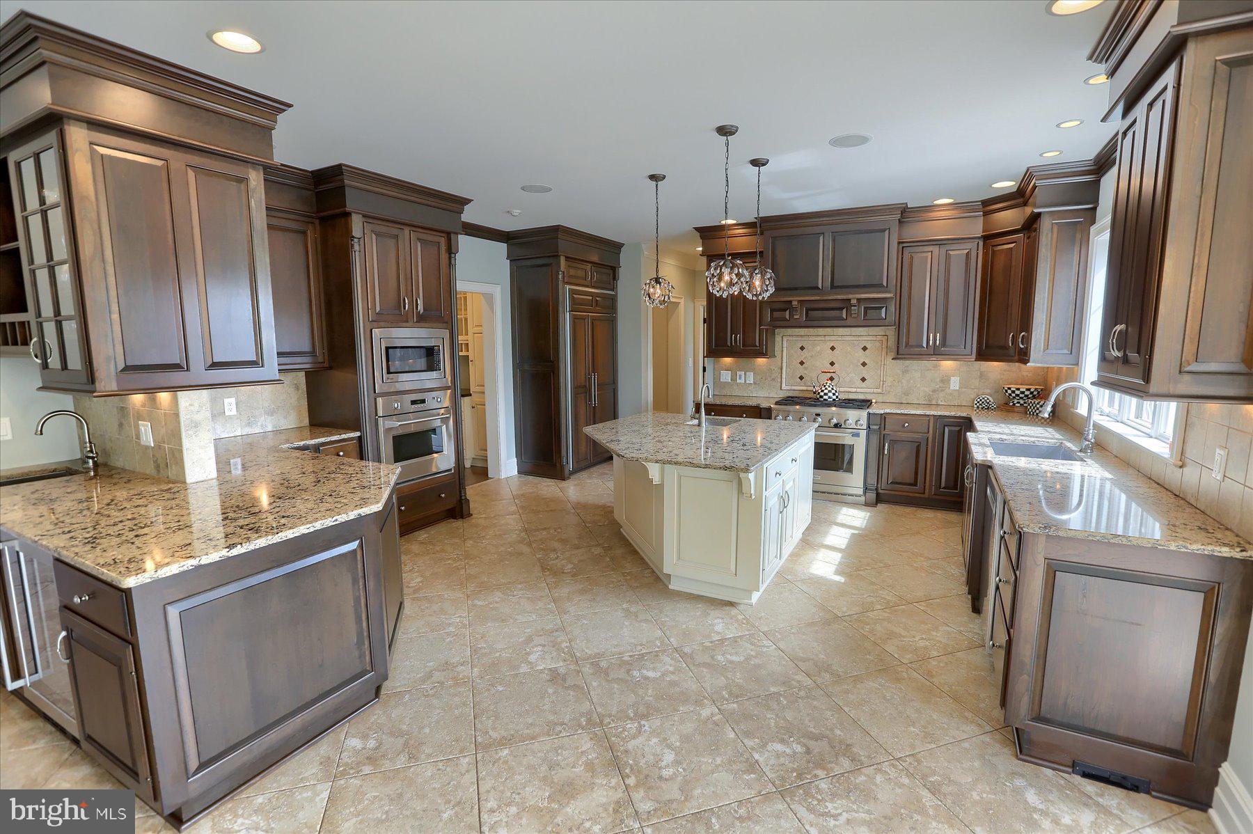 BRAEBURN ESTATES - Residential