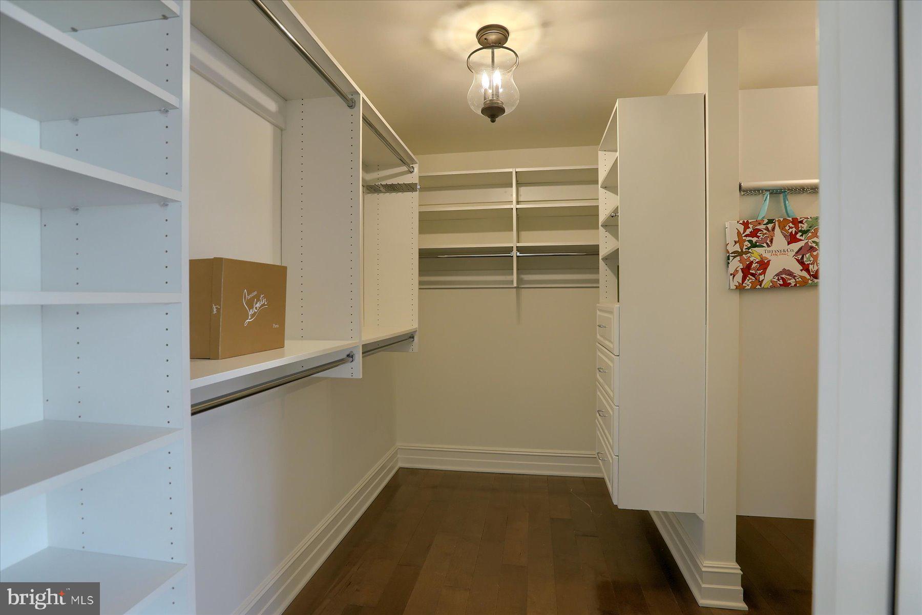 BRAEBURN ESTATES - Residential