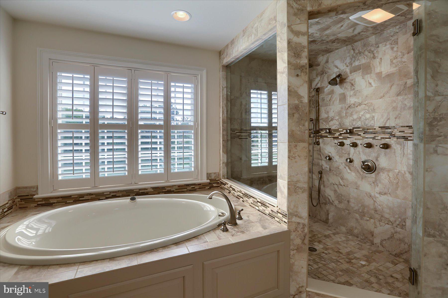 BRAEBURN ESTATES - Residential