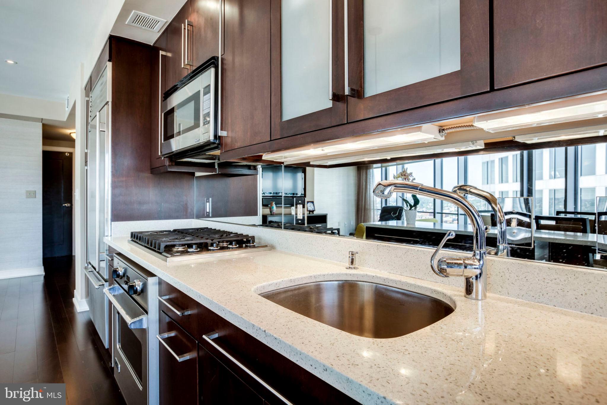 1111 19TH STREET N 2505