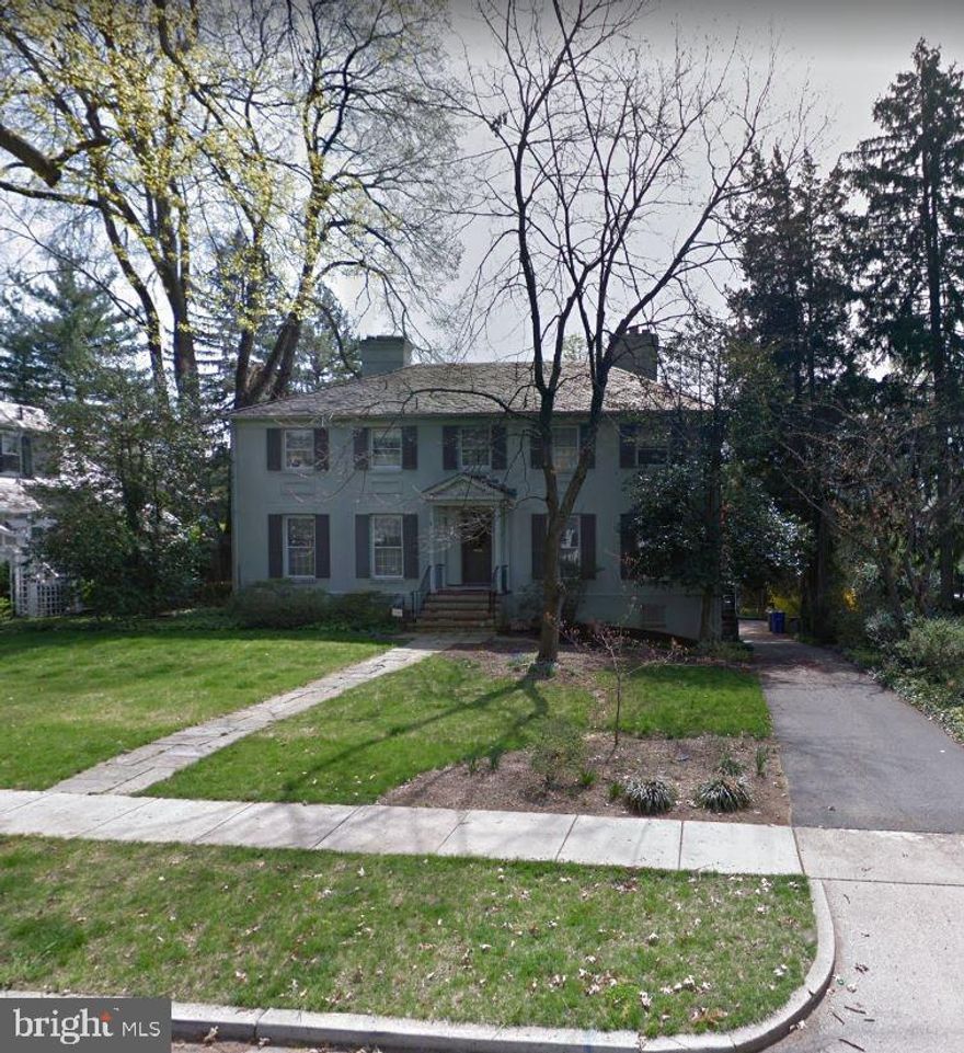 Solid Colonial on quiet street in Edgemoor. Home could be fabulous with updates. Very spacious living and dining rooms. Paneled library with shelving. Good-sized master bedroom. Flat rear yard. Large screened porch.